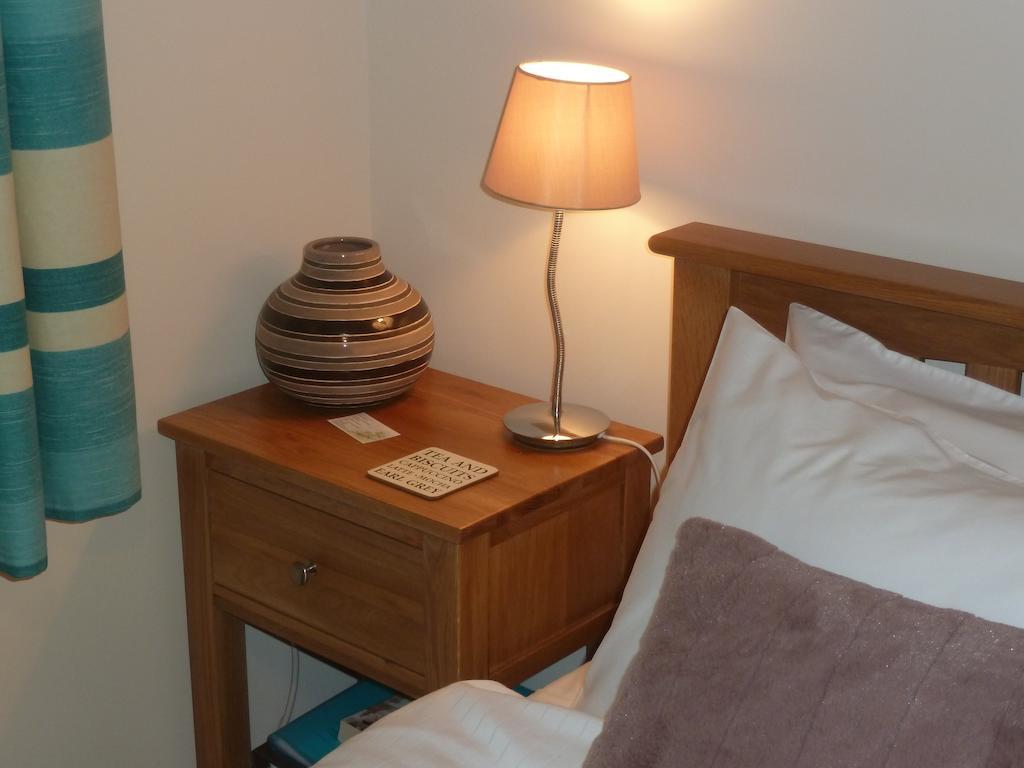 Little Orchard Apartment Yate Phòng bức ảnh